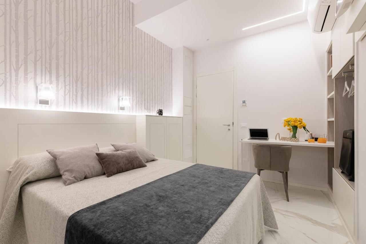 Cavour Suites Guest House Rome Bagian luar foto