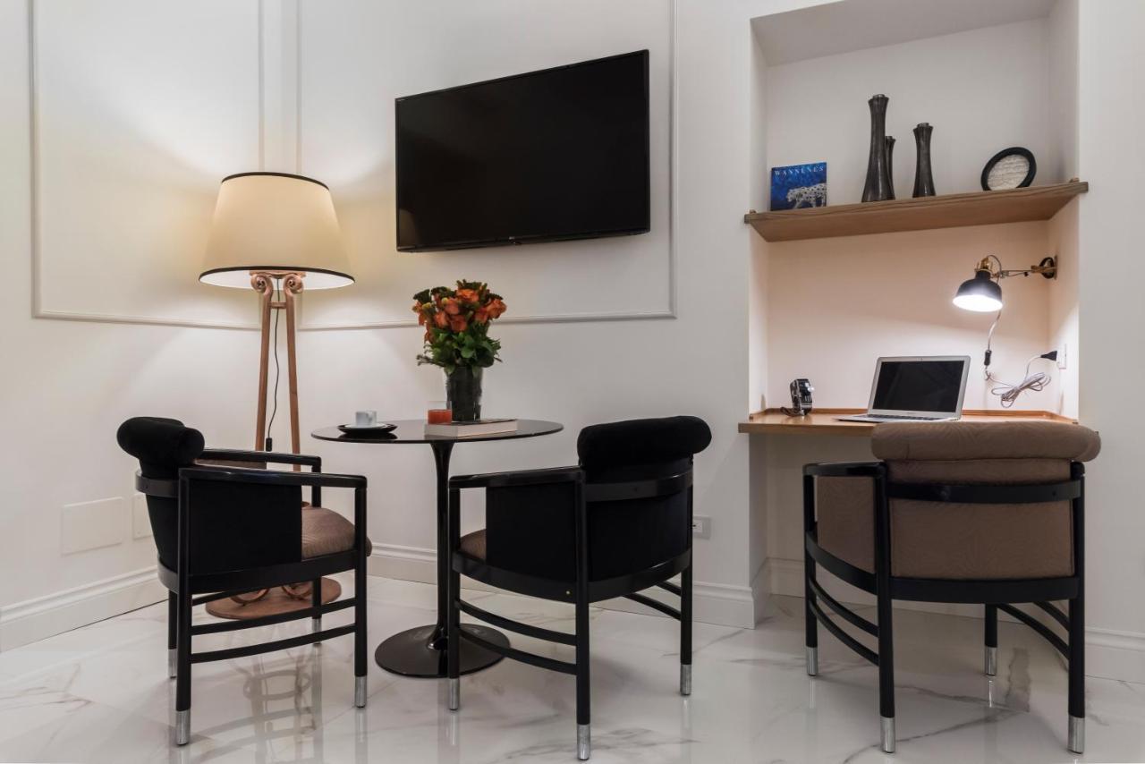 Cavour Suites Guest House Rome Bagian luar foto